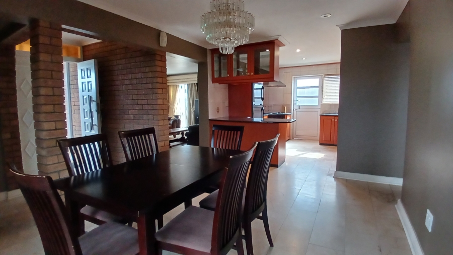 3 Bedroom Property for Sale in Zwelihle Western Cape